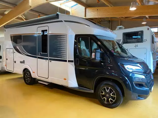 HYMER-ERIBA Future 430 T 